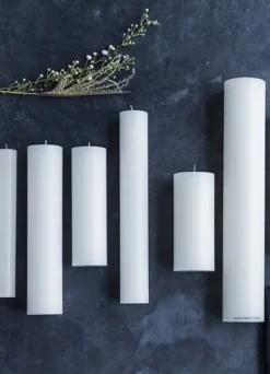 Kunstindustrien Alttarikynttilä Ø8,5cm, H15cm