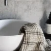 Tell Me More Nella vohvelipyyhe 50x70, taupe stripe
