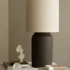 Tine K Home korkea pöytävalaisin, muta